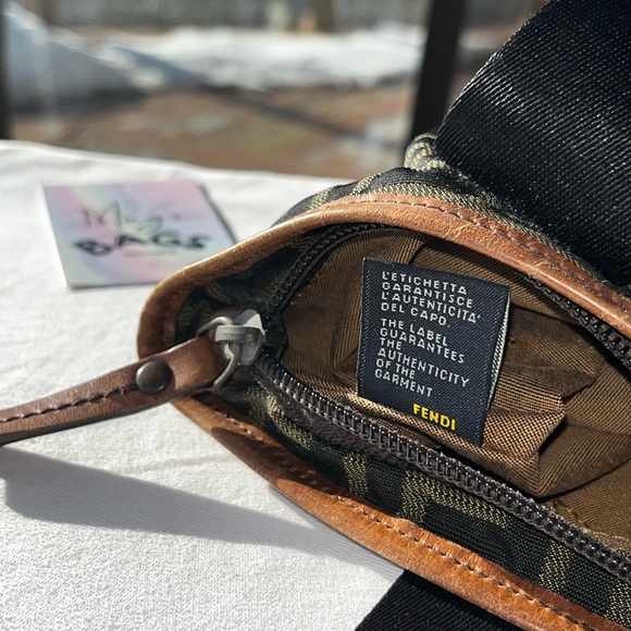 Fendi: Mini Padlock & Key Zucca FF Monogram Nylon Leather Brown Tote Bag *RARE* - Picture 13 of 17